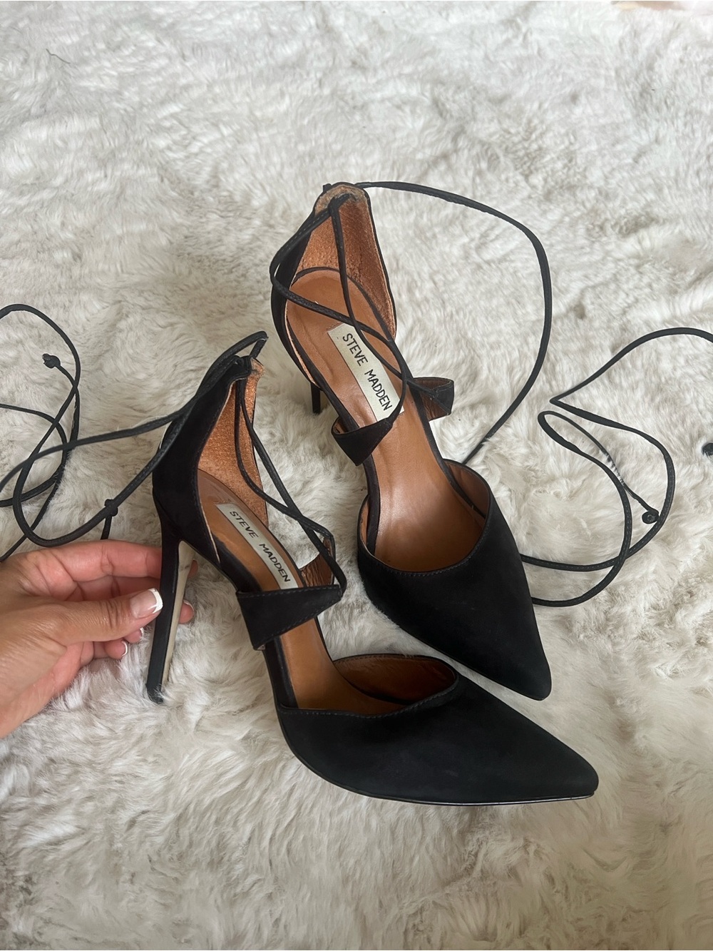 Steve Madden Black Pointed-Toe Lace-Up Heels